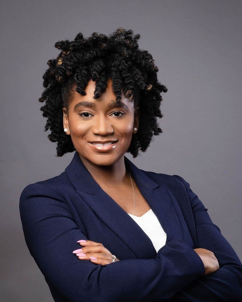 Mrs. De'Monica Underwood Mrs. De'Monica Underwood