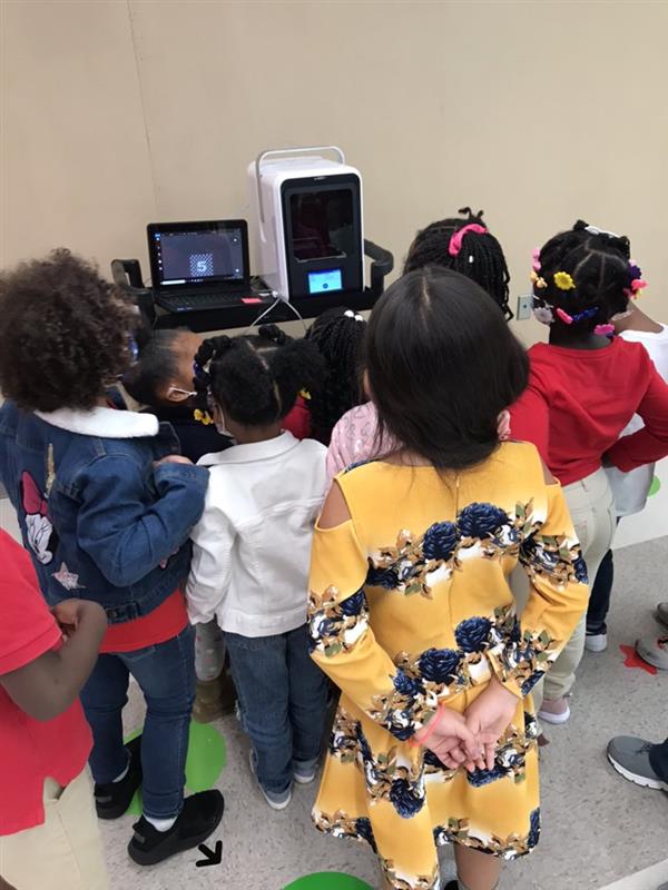 Students learn about new 3D printer